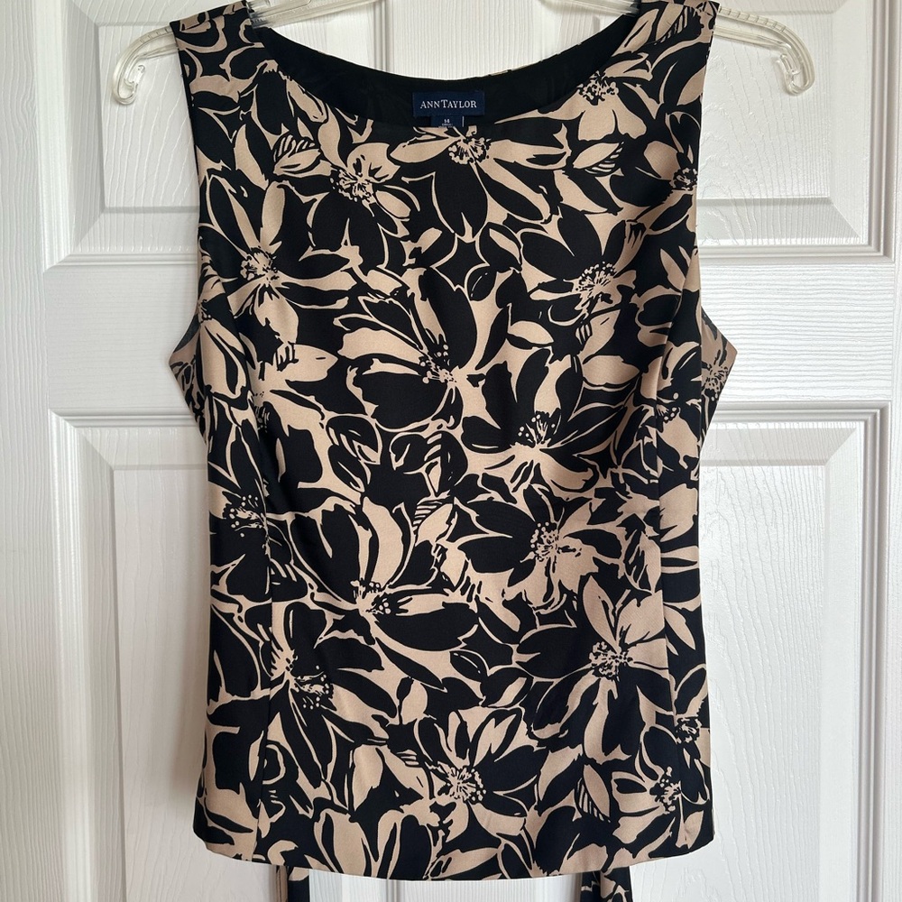 Ann Taylor 14 Top